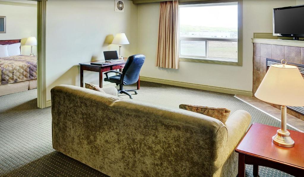 Nova Inn Peace River Kültér fotó